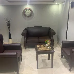 احجز هنا