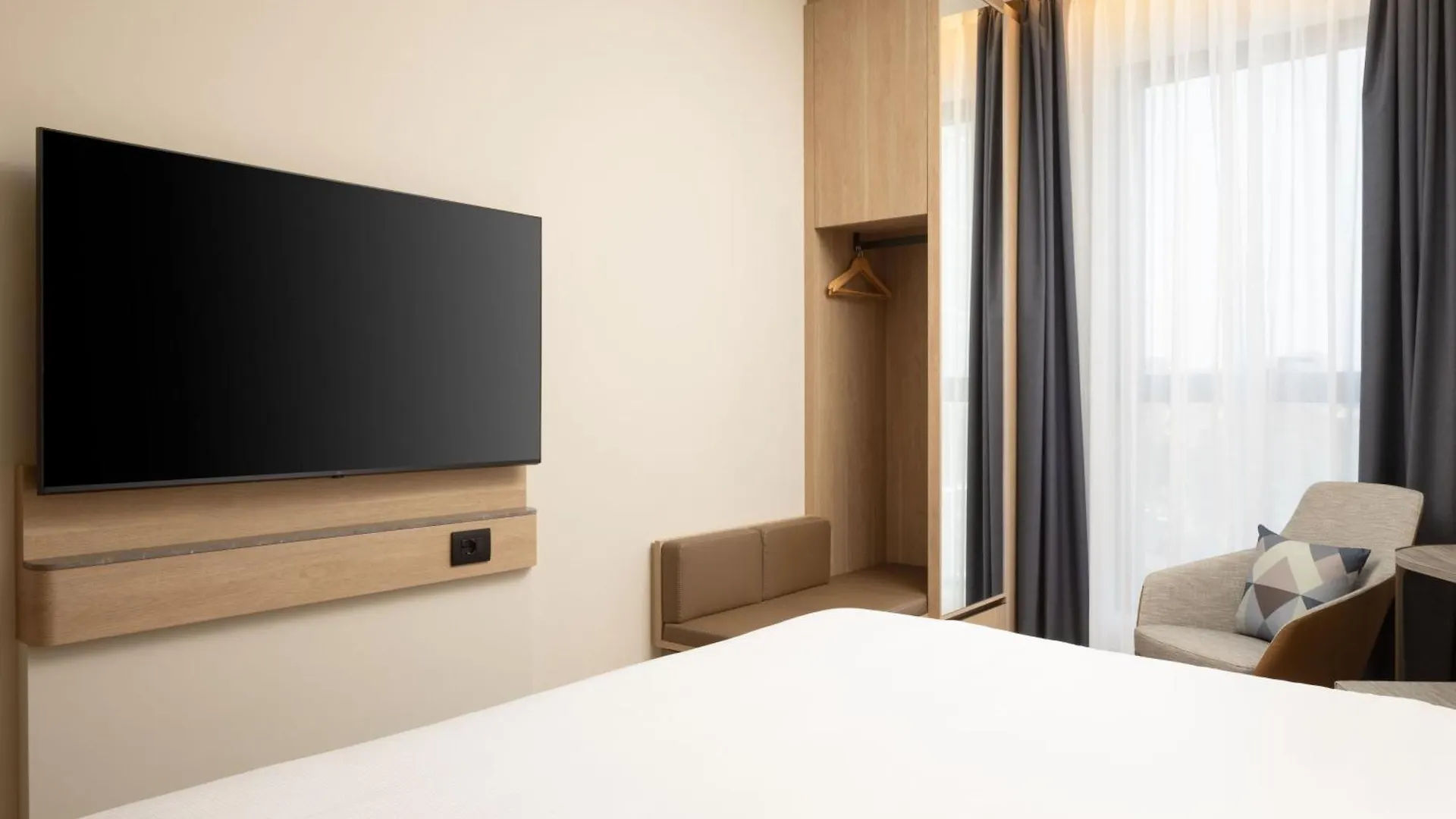 Courtyard By Marriott Milano Linate Hotel 4*, Milan Italy